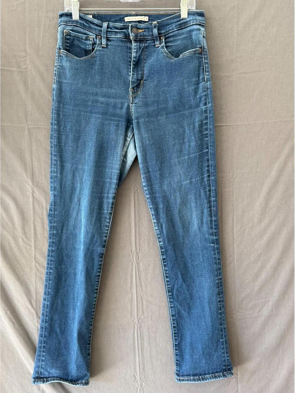 Levi’s Premium 724 High Rise Straight – Women’s 31×32